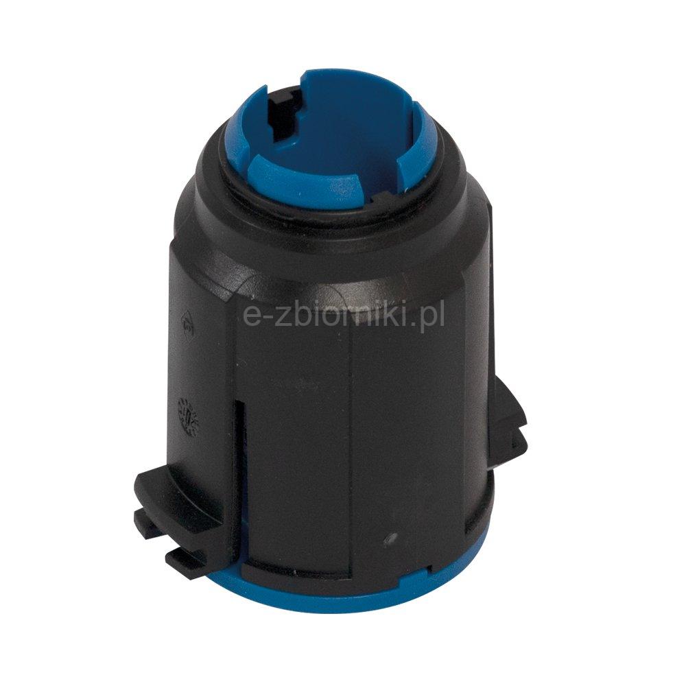 Magnetic adapter for AdBlue®